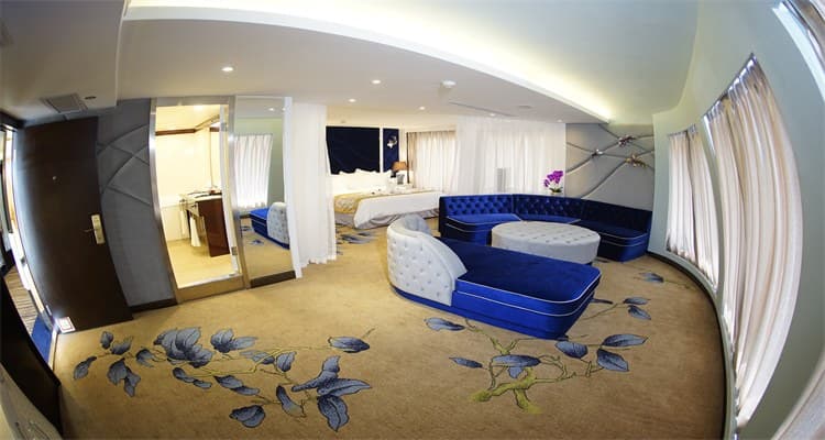 Shangri-La Suite