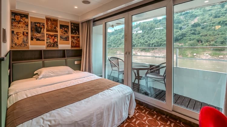 Outer Balcony Cabin