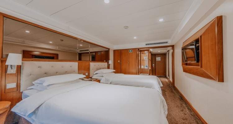 Balcony Twin Cabin