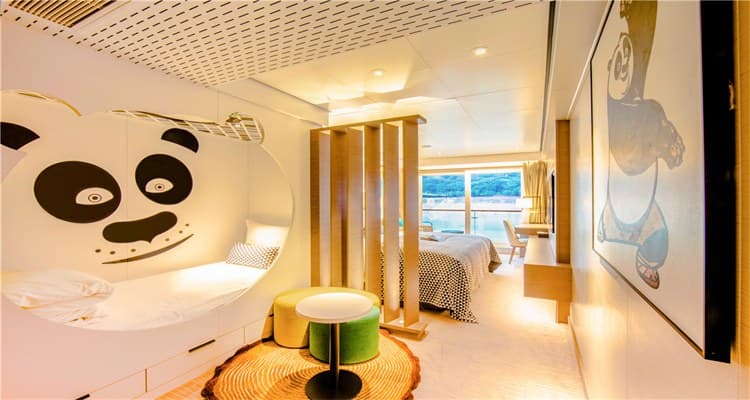 Themed Family Cabin