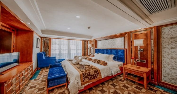 Presidential Suite