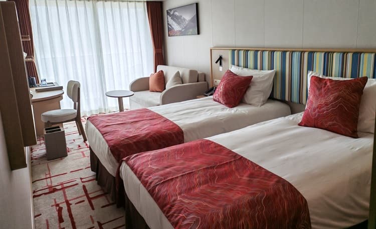 Deluxe Balcony Twin Cabin