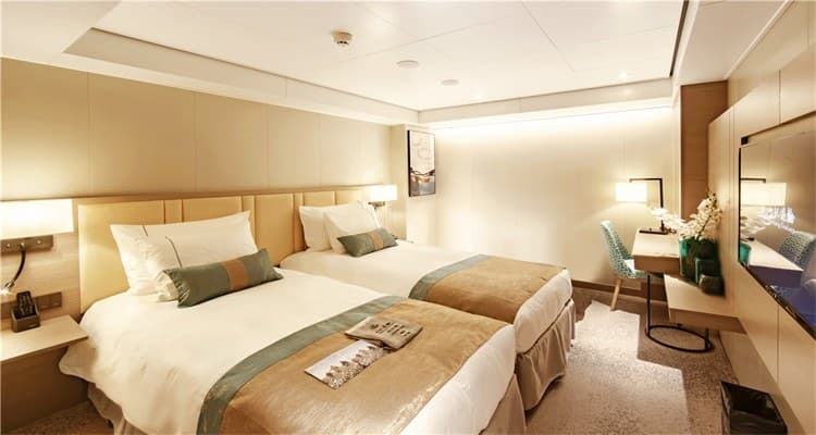 Interior Twin Cabin