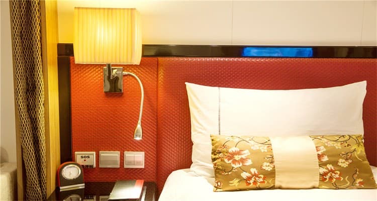 Deluxe Double Cabin