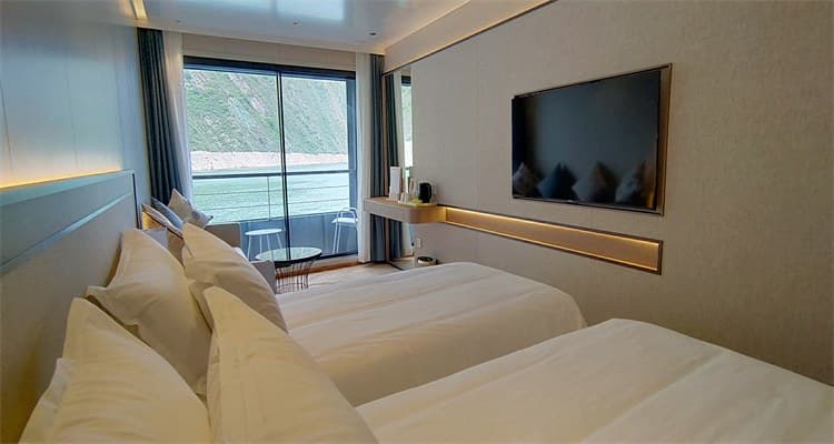 Balcony Twin Cabin