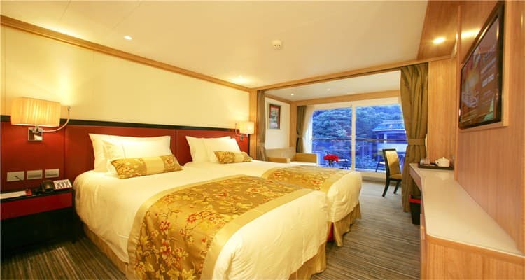 Deluxe Twin Cabin